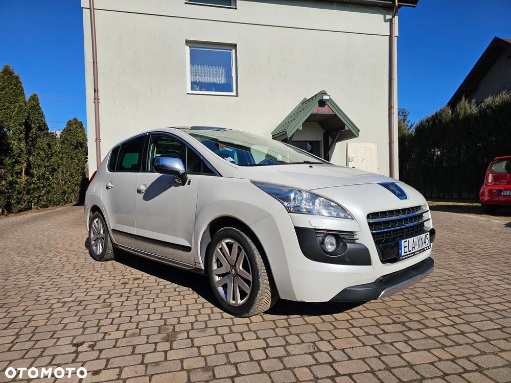 Peugeot 3008 2.0 HDi HYbrid4 - 4