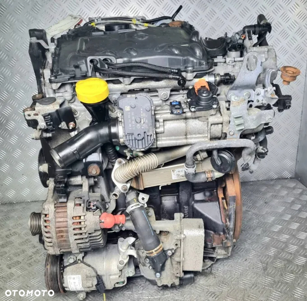 Kompletny Silnik NISSAN X-TRAIL  4X4 2.0 DCI M9R D 833 105TYS MIL