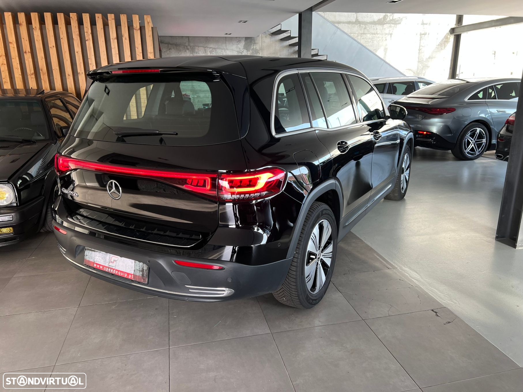 Mercedes-Benz EQB 250 Progressive - 25