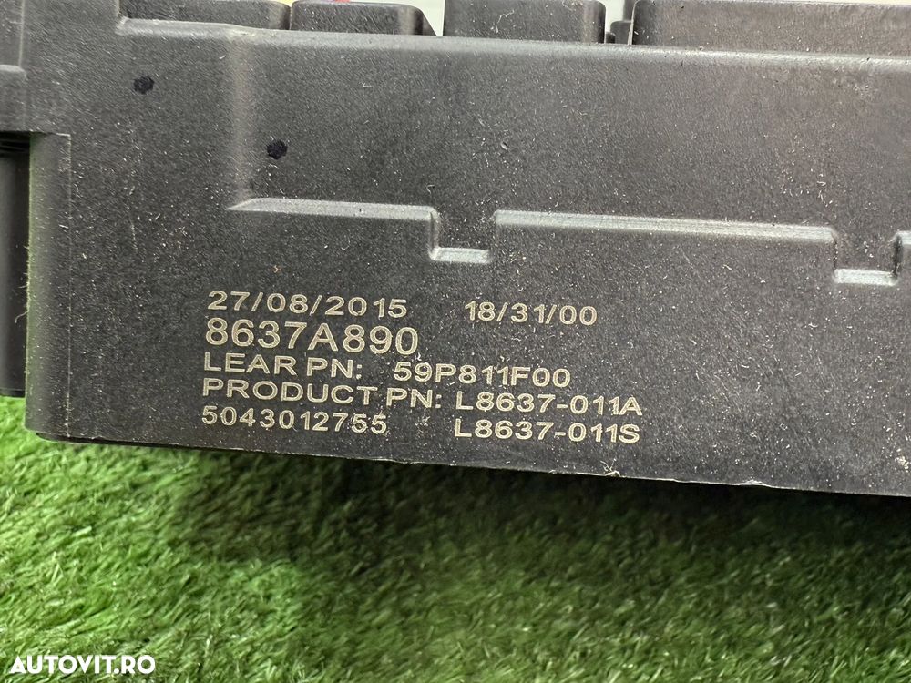 TABLOU PANOU SIGURANTE MITSUBISHI OUTLANDER 3 2.0 BENZINA + ELECTRIC 2016 COD OEM 8637A890 2016-2021 - 8