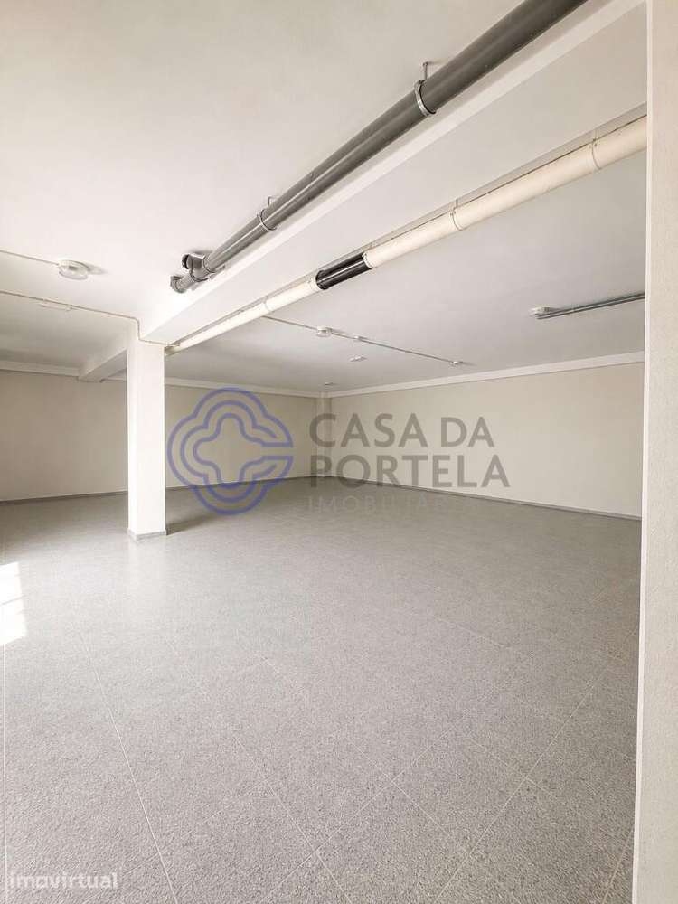 Loja/ Espaço Comercial no centro do Porto - Grande imagem: 3/7