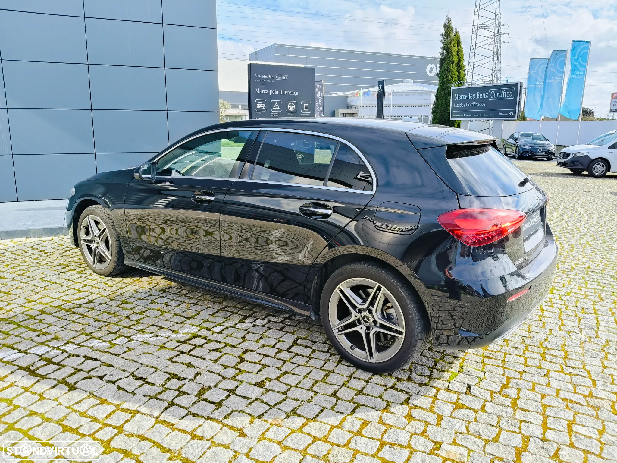 Mercedes-Benz A 250 e - 4