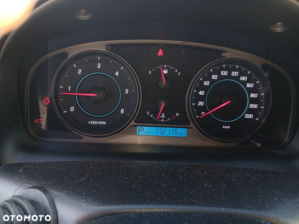 Chevrolet Captiva 2.2 D LTZ - 8
