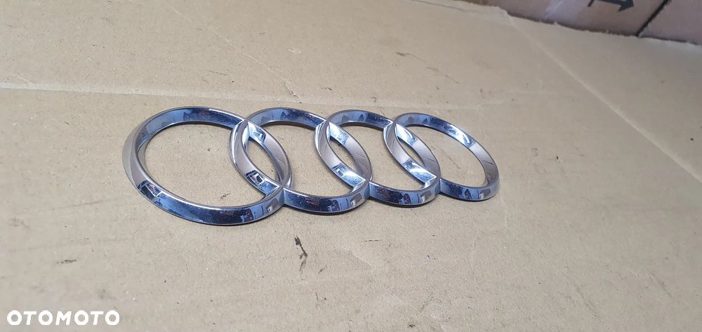 Znaczek emblemat logo klapy Audi A4 B8 - 3