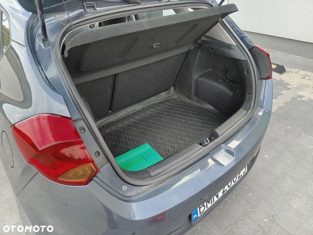 Kia Ceed 1.6 GDI Smart Plus - 18