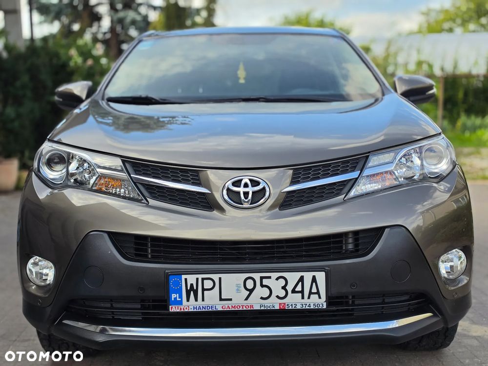 Toyota RAV4 - 1