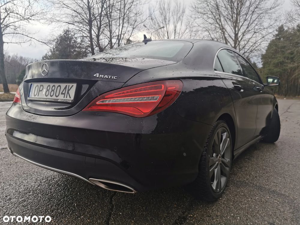 Mercedes-Benz CLA 220 4-Matic - 4