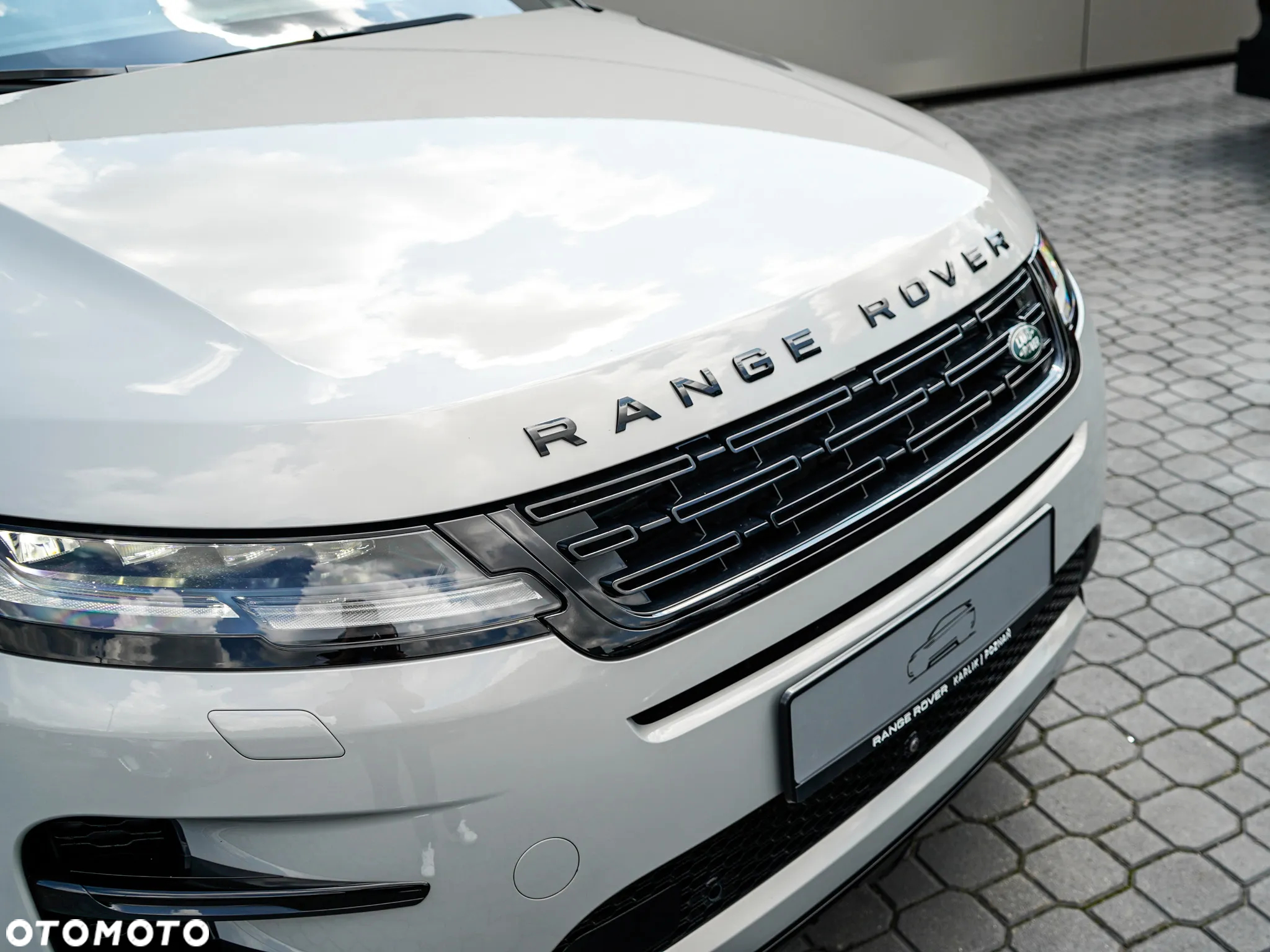 Land Rover Range Rover Evoque D200 Dynamic SE - 4