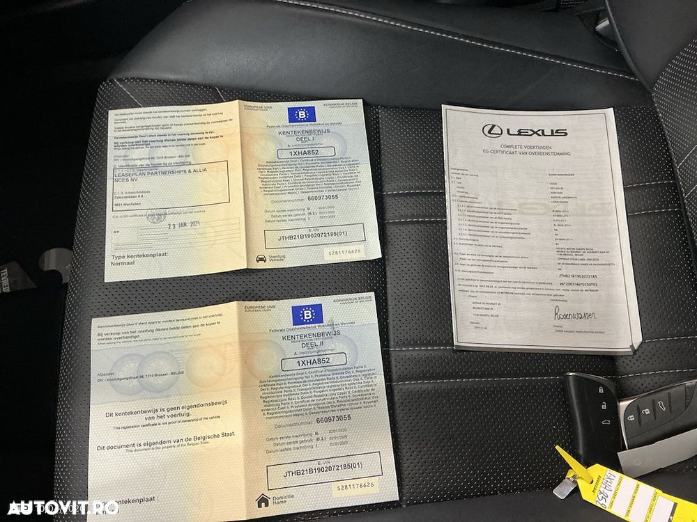 Lexus Seria ES 300h Executive - 17