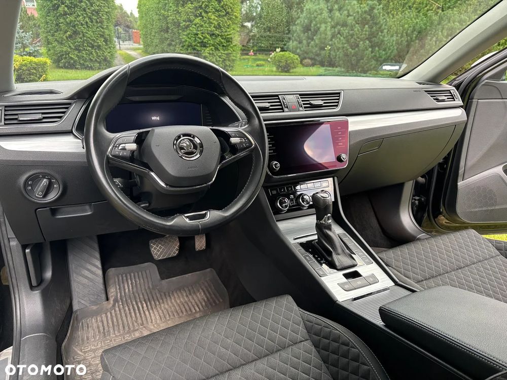 Skoda Superb 2.0 TSI Ambition DSG - 12