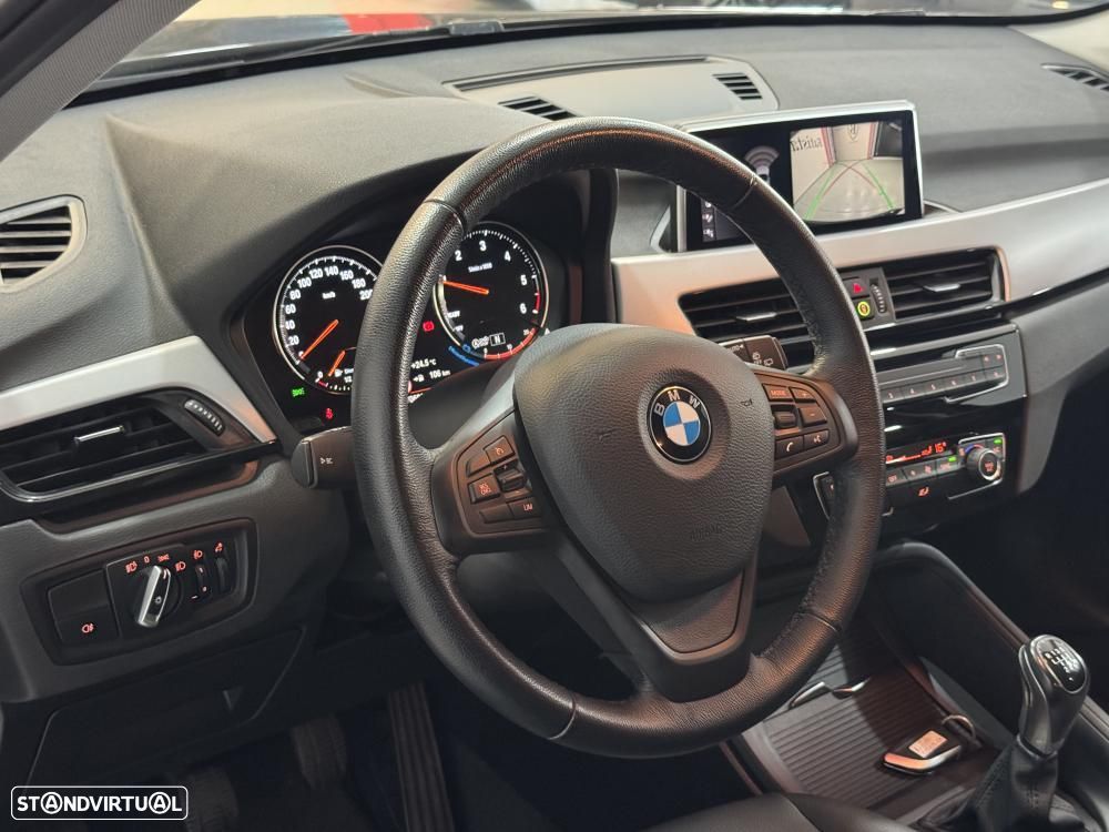 BMW X1 16 d sDrive Advantage - 28