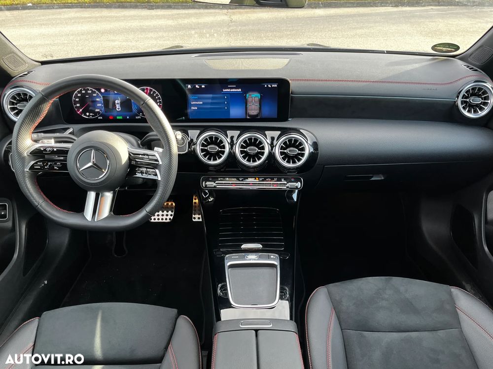 Mercedes-Benz CLA - 12