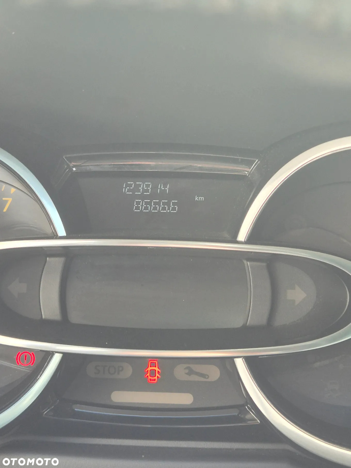 Renault Clio TCe 120 EDC Luxe - 9