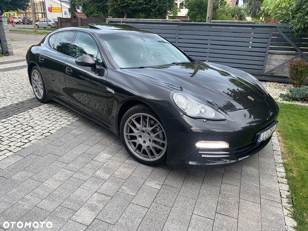 Porsche Panamera 4 - 1