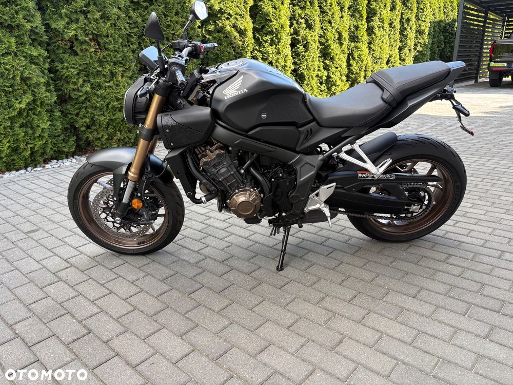 Honda CB - 4