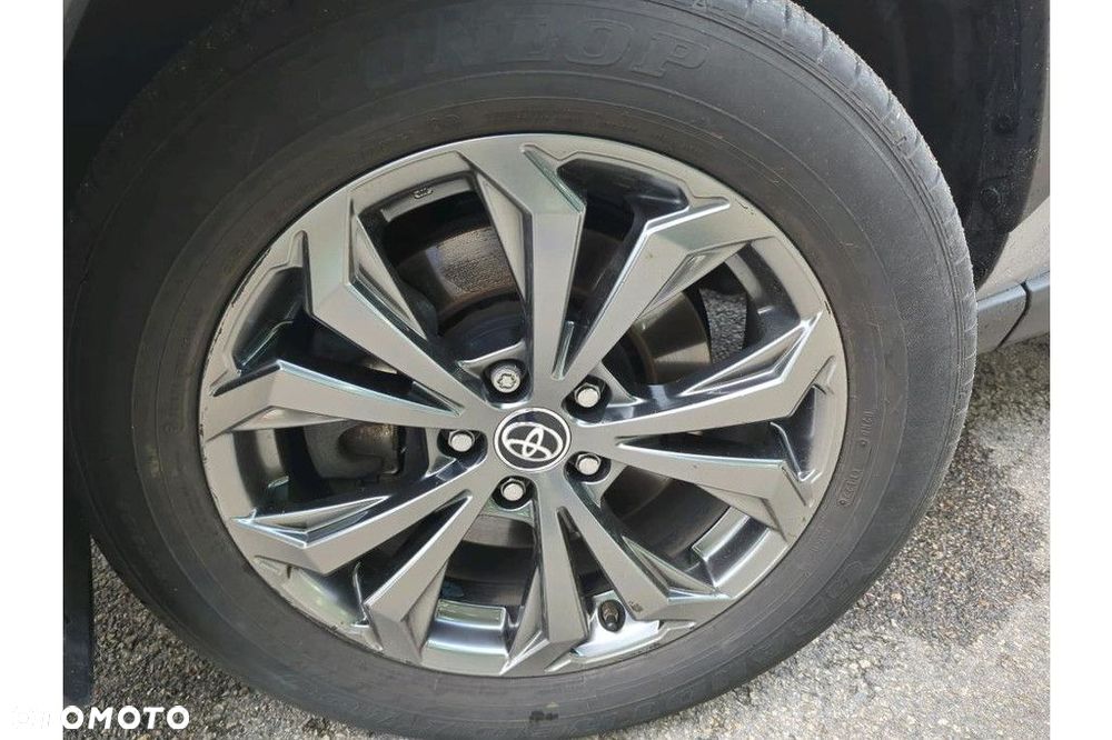 Toyota RAV4 - 16