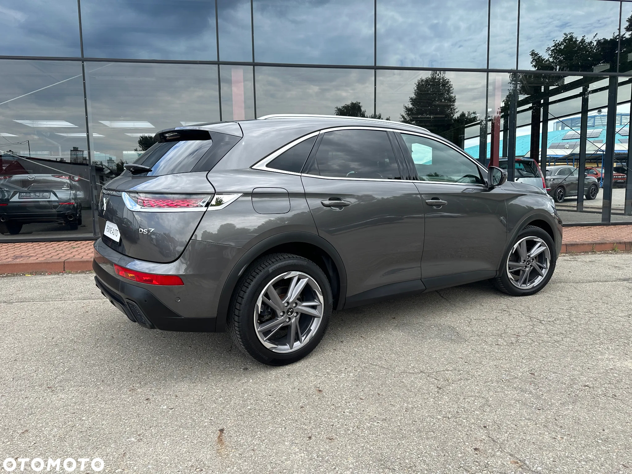 DS Automobiles DS 7 Crossback - 17