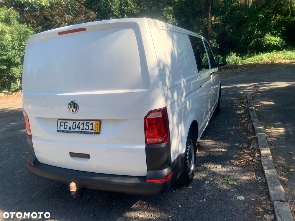 Volkswagen Multivan 2.0 TDI L2 Comfortline - 23
