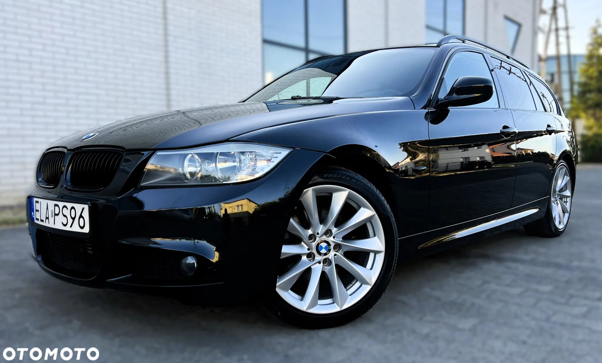 BMW Seria 3 318d DPF Touring Edition Sport - 1