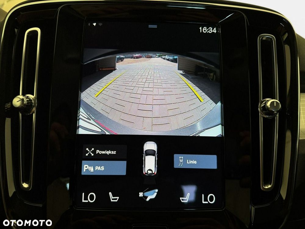 Volvo XC 40 - 28