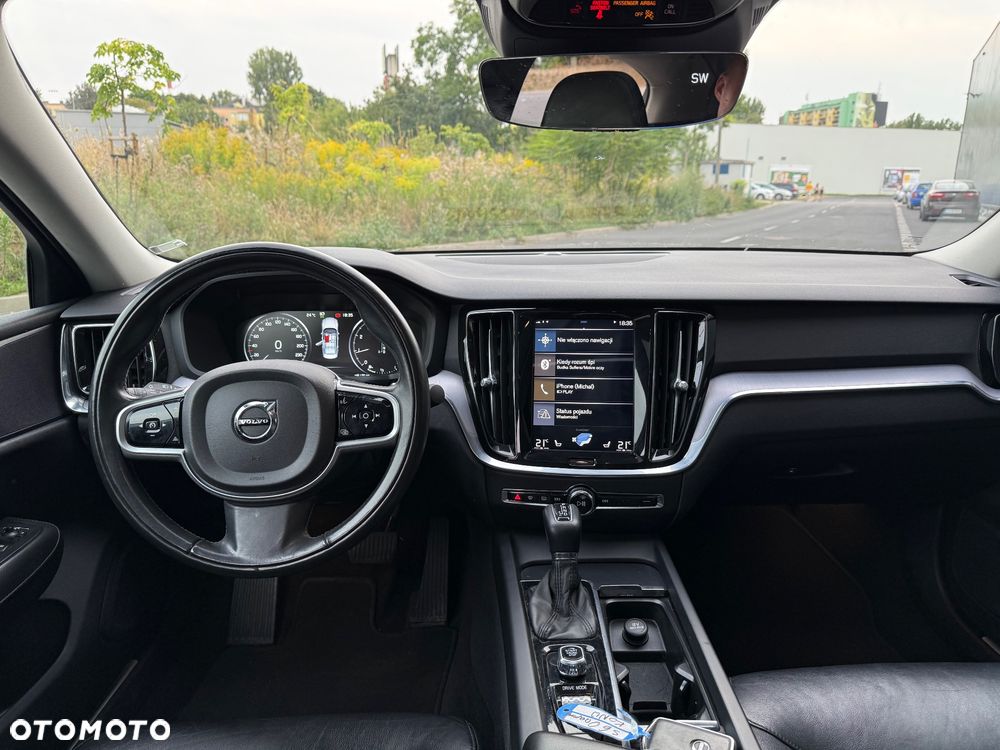 Volvo S60 T5 Momentum Pro - 10