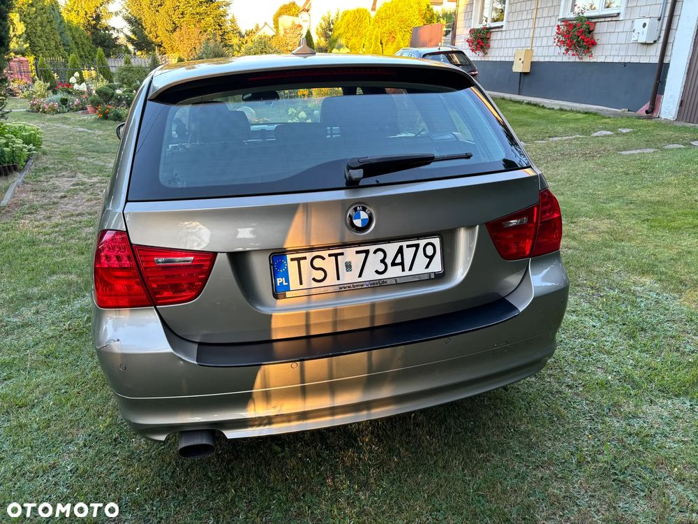 BMW Seria 3 318d - 6