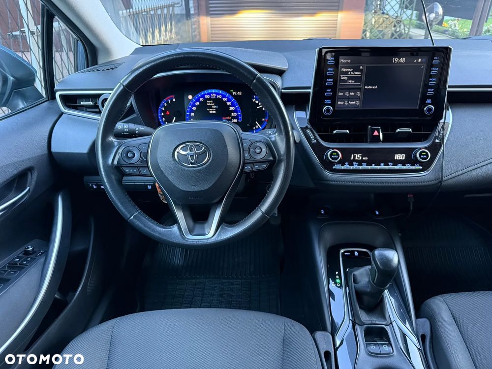 Toyota Corolla - 21