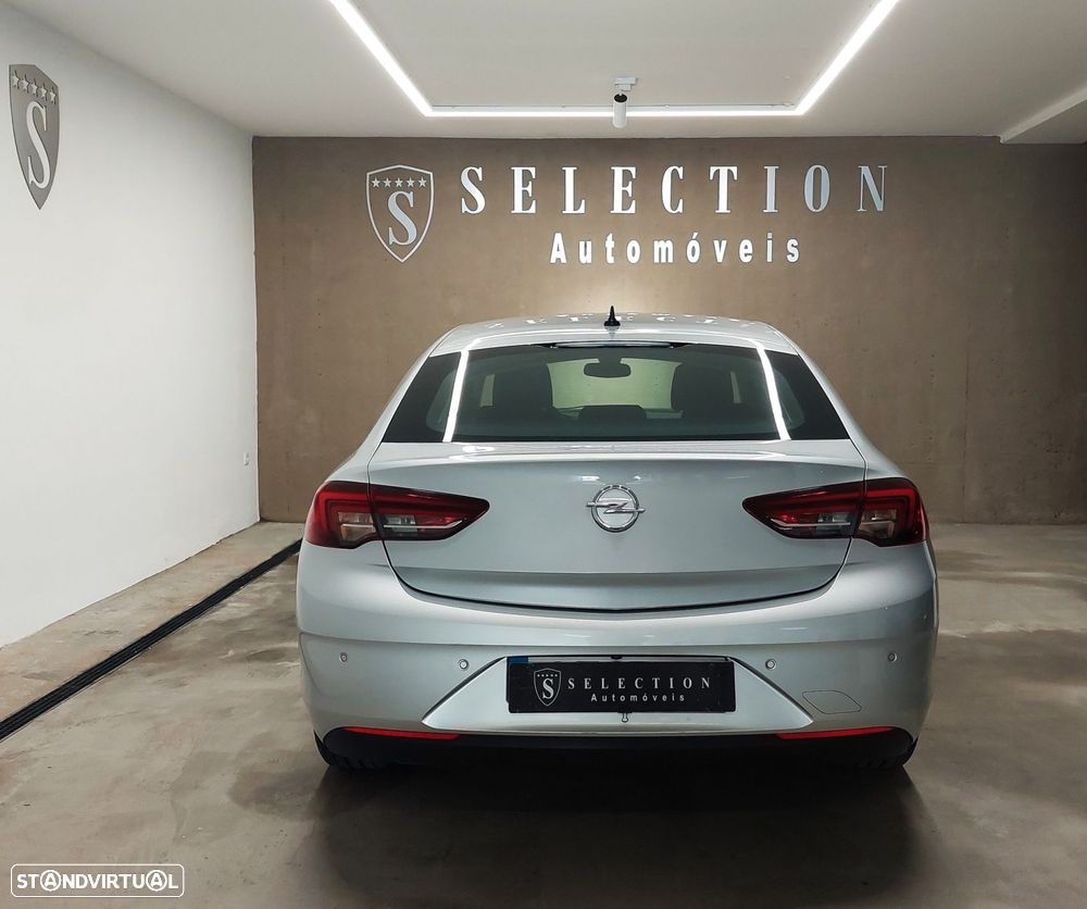 Opel Insignia Grand Sport - 8