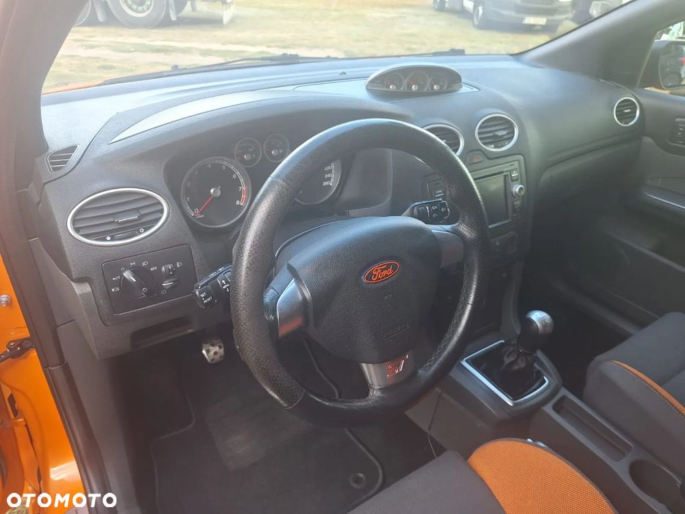 Ford Focus 2.5 ST - 7