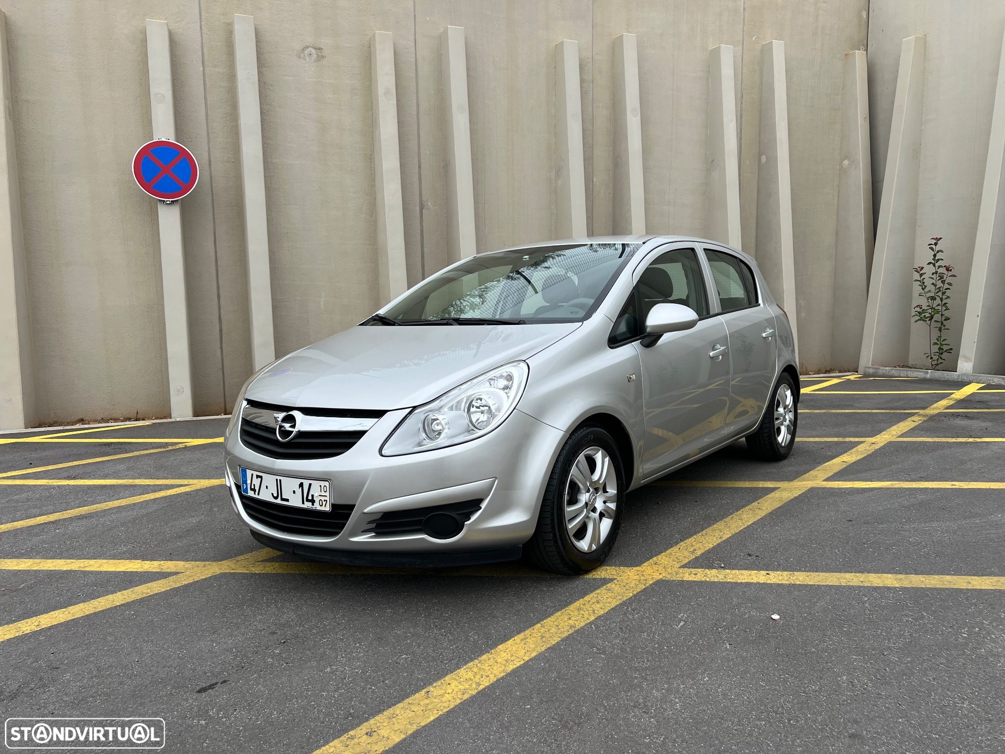 Opel Corsa 1.3 CDTi Enjoy EcoFLEX - 1