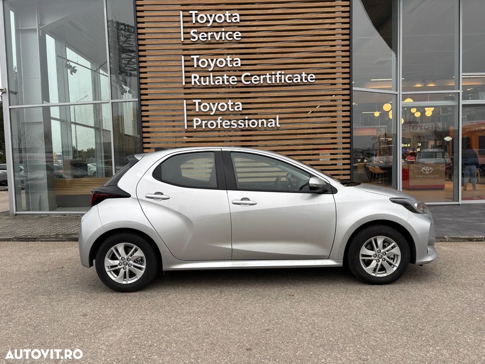 Toyota Yaris - 5