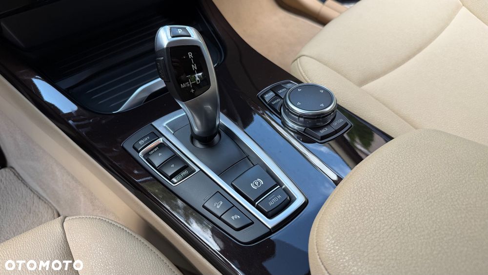 BMW X4 xDrive20i xLine - 10