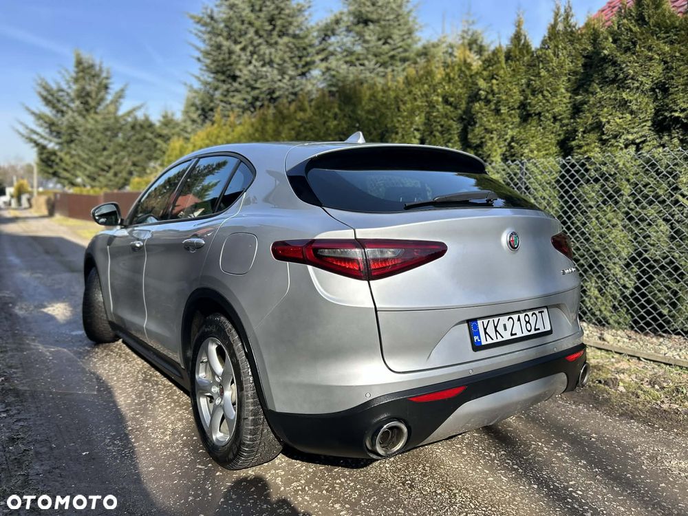 Alfa Romeo Stelvio 2.2 JTDM - 23