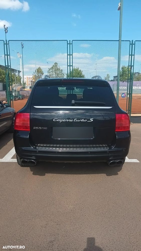 Porsche Cayenne Turbo S Aut - 9