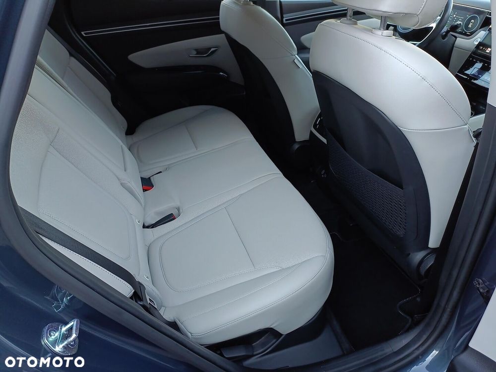 Hyundai Tucson 1.6 T-GDi 48V Platinum 4WD DCT - 13