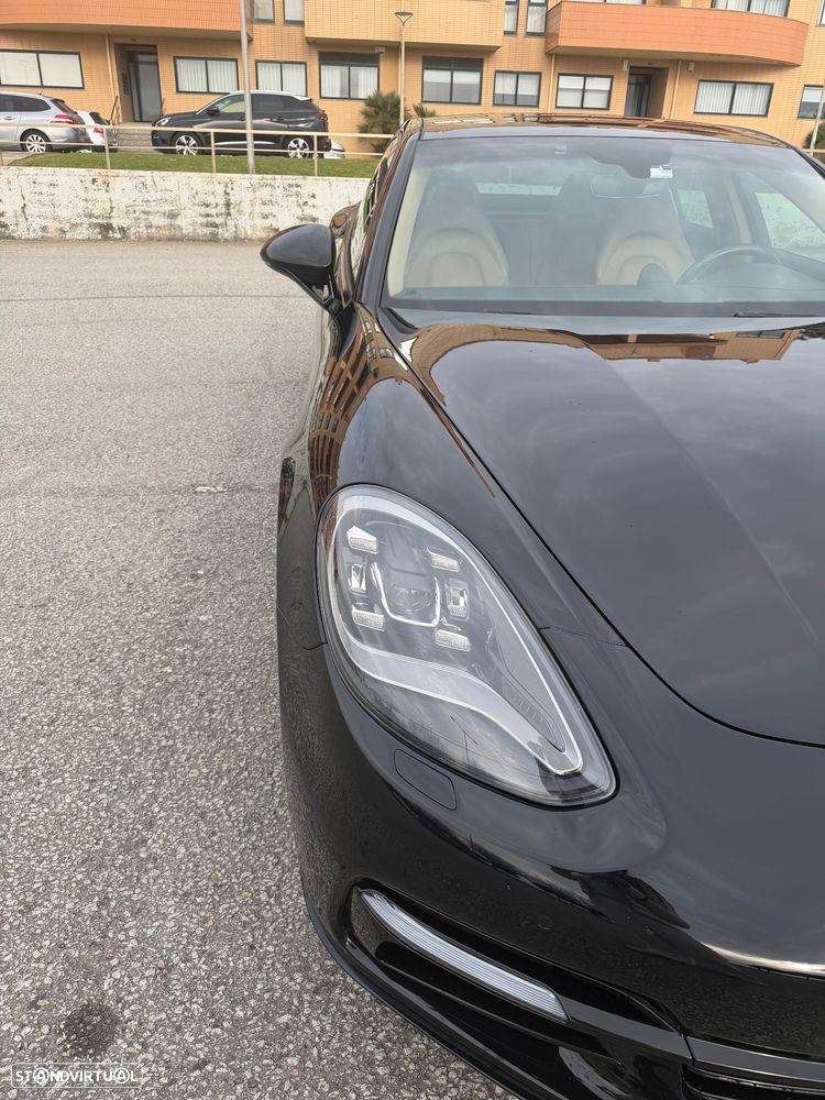 Porsche Panamera - 11