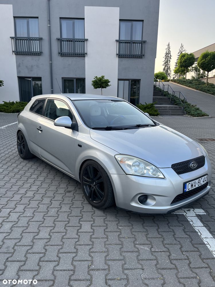 Kia Ceed - 3
