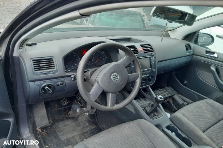 Lampa / Tripla stop stanga pe aripa Volkswagen VW Golf 5 [2003 - 2009 - 7