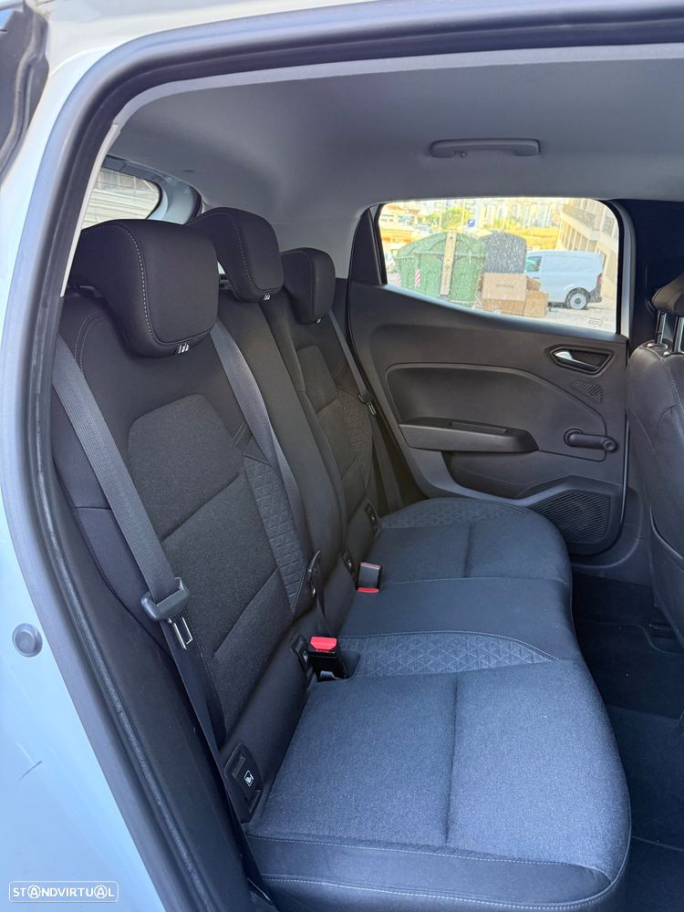 Renault Clio 1.0 TCe Exclusive - 4