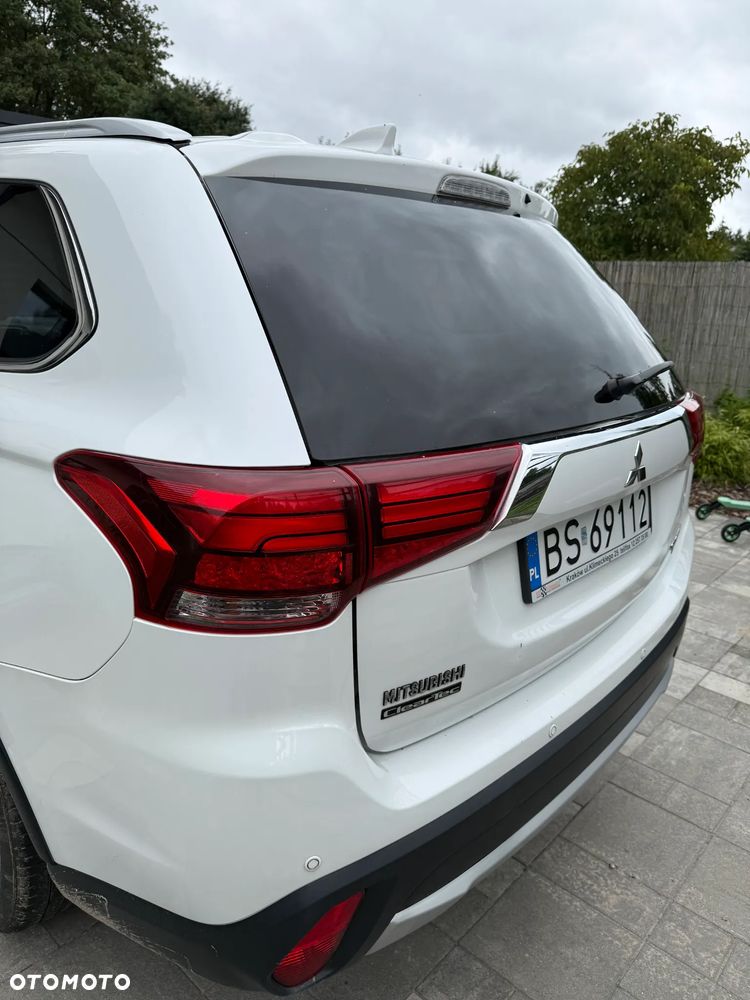 Mitsubishi Outlander 2.0 Intense + SDA 4WD CVT - 9