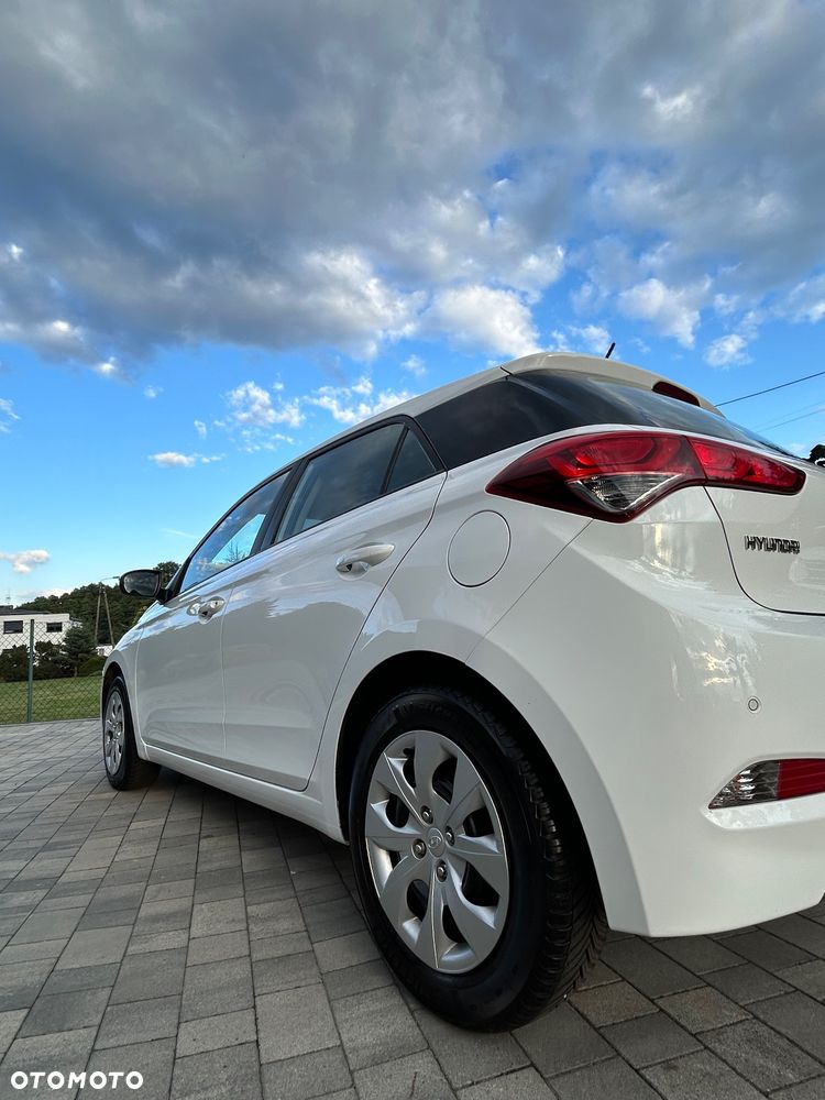 Hyundai i20 - 8
