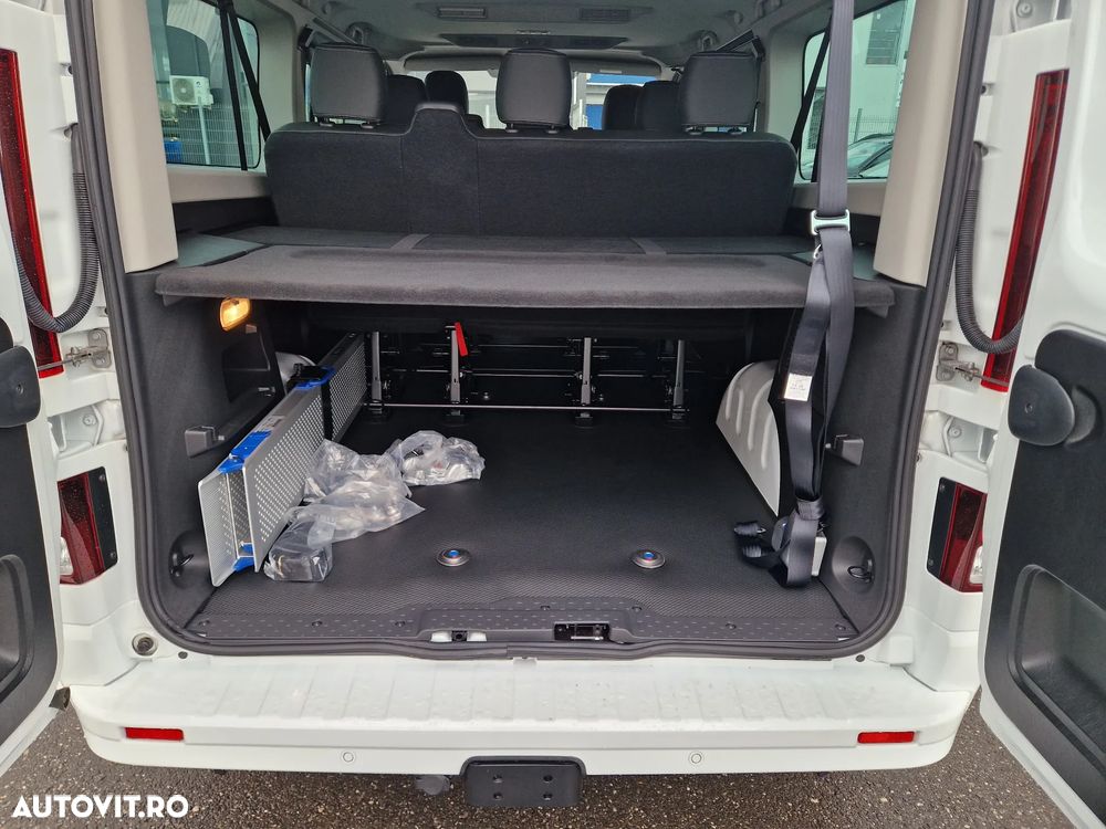 Renault Trafic 2.0 Blue dCi 150 S&S L2 8+1 Zen - 5