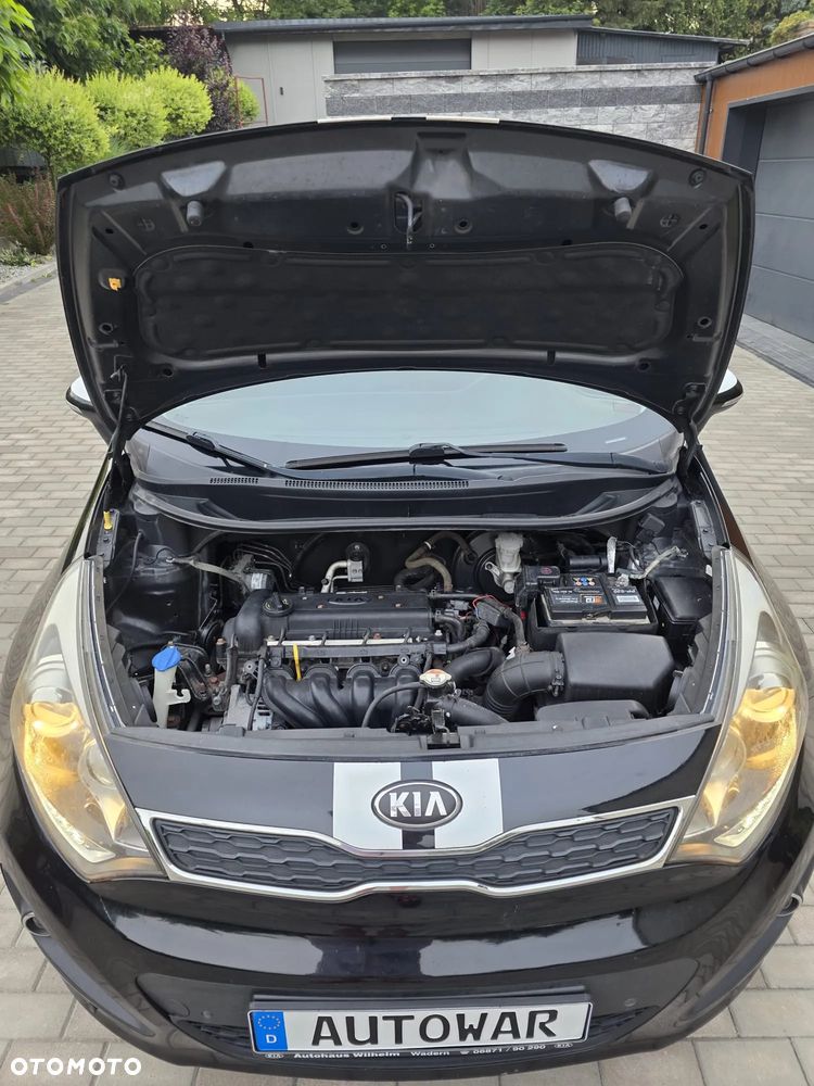 Kia Rio 1.4 Dream Team Edition - 21