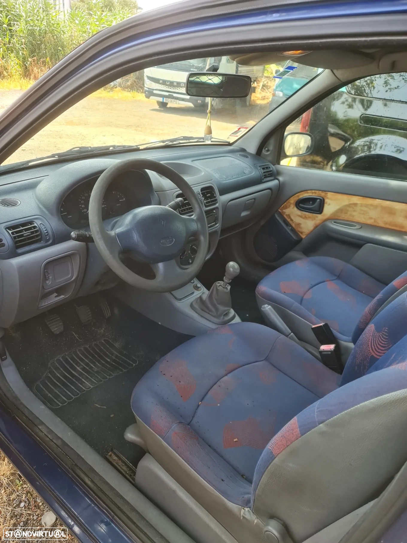 Renault Clio 1.9 D RXE - 13