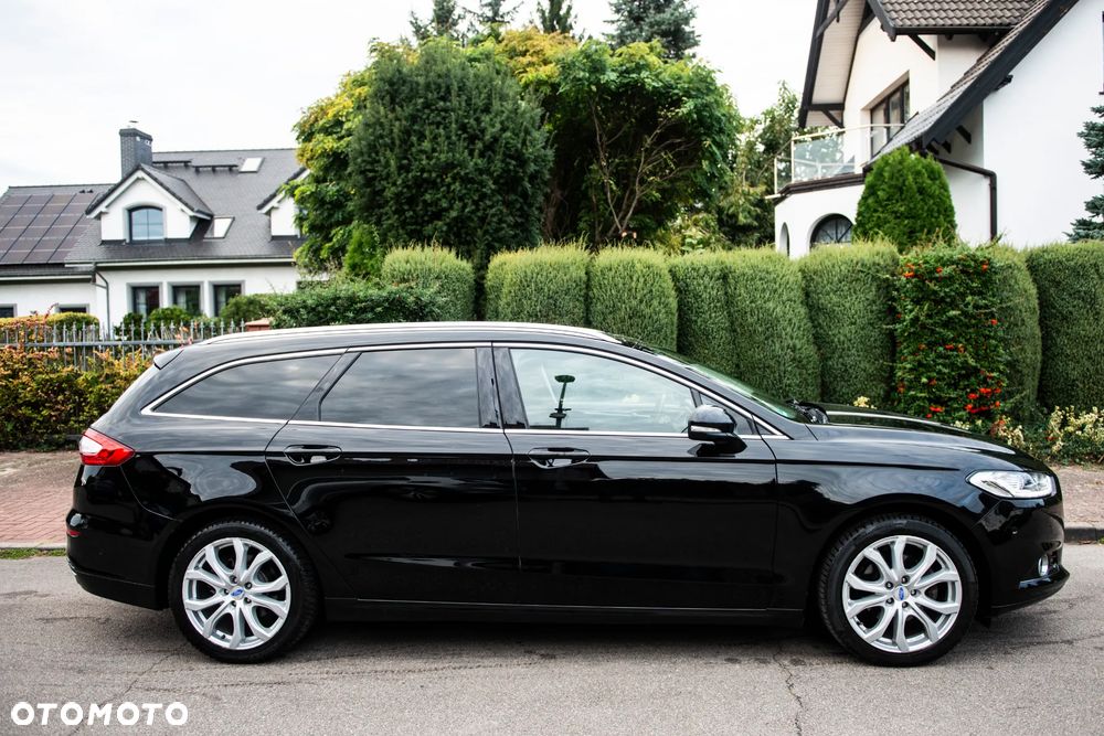 Ford Mondeo 2.0 TDCi PowerShift-Aut Allrad Titanium - 4
