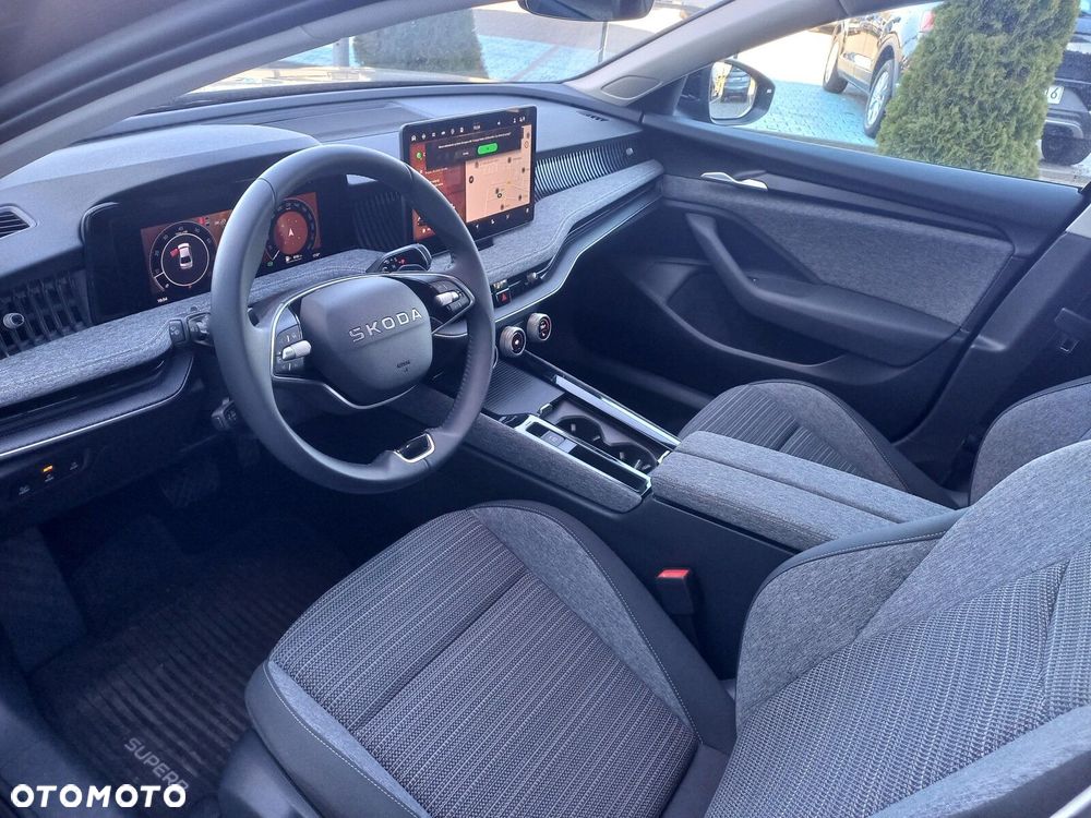 Skoda Superb 2.0 TSI Edition 130 DSG - 10