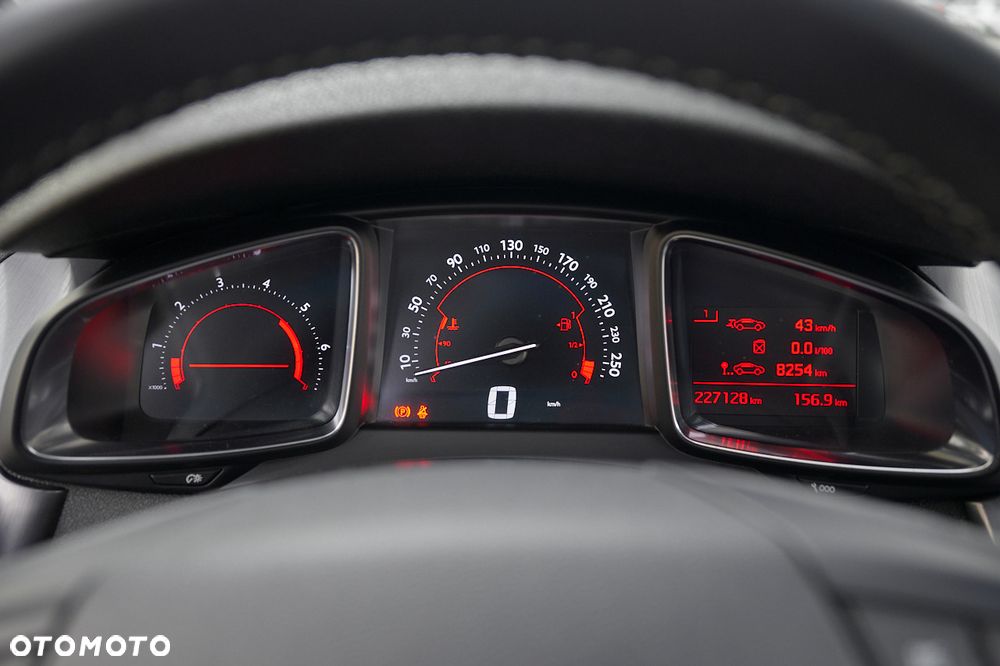 Citroën DS5 BlueHDi 150 Business Class - 31