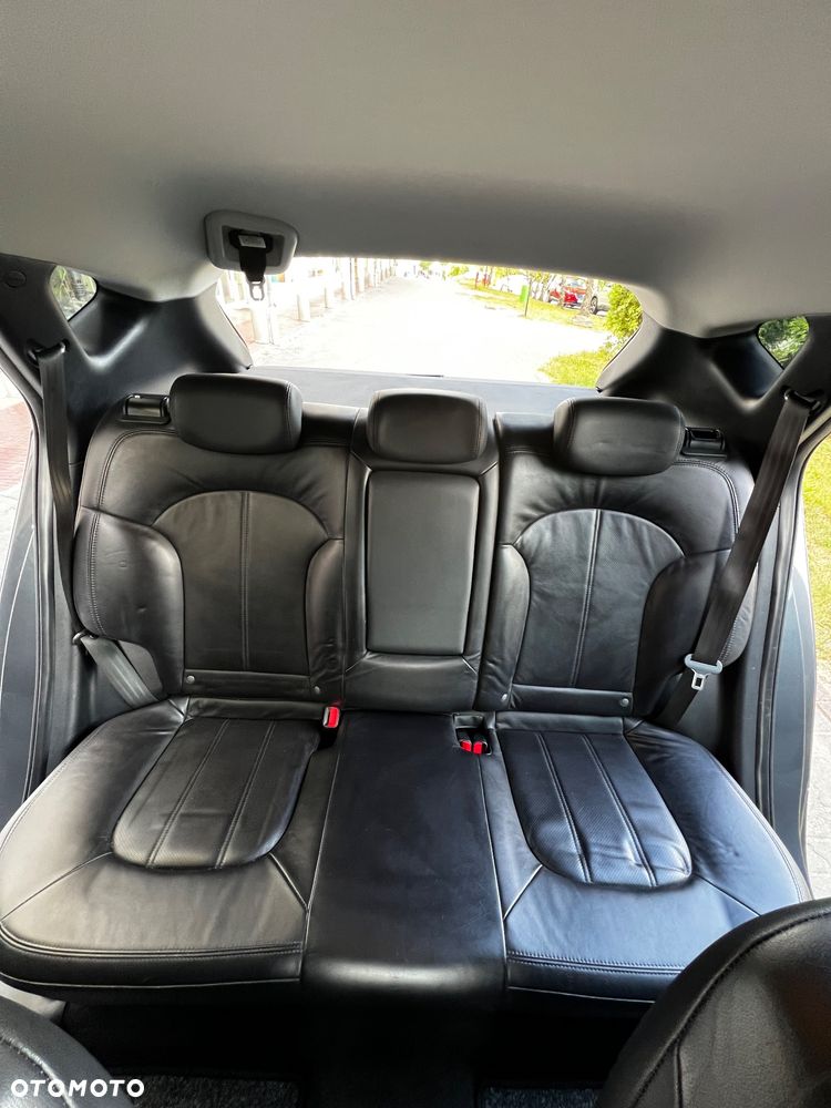 Hyundai ix35 2.0 CRDi 4WD Automatik Premium - 21