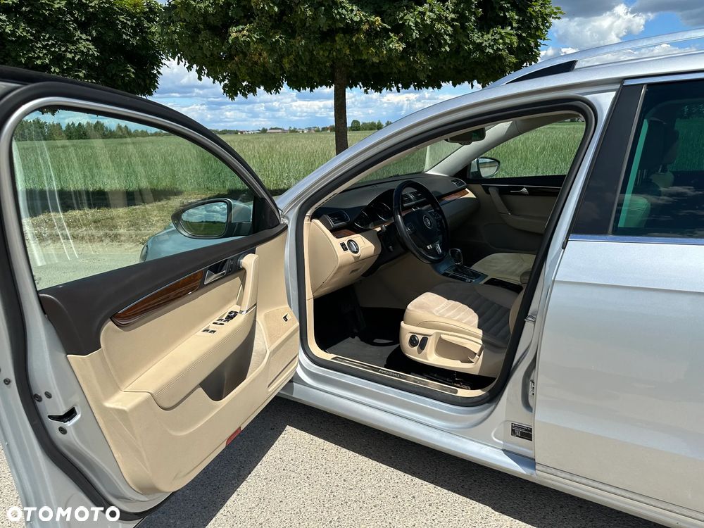 Volkswagen Passat 2.0 TDI DSG BlueMotion Technology Highline - 20