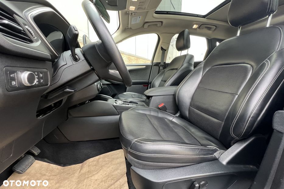 Ford Kuga 2.5 FHEV AWD Titanium - 6